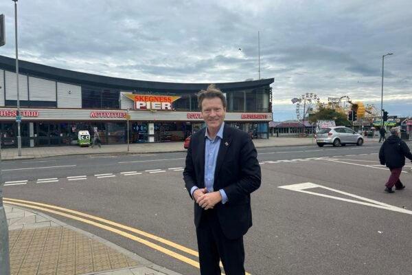 462834477_122132421482342068_3897840385342637128_n